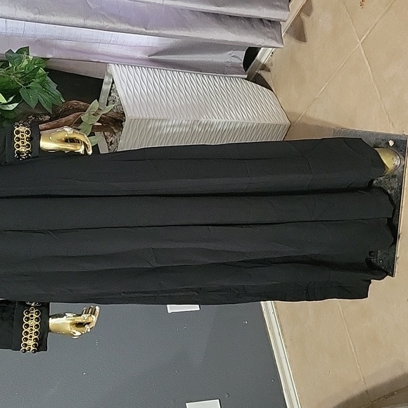 NWT Trina Turk Swank Black Jumpsuit Size 6 - Picture 3 of 12